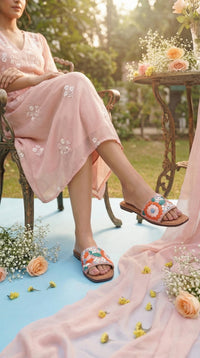 Phool Floral Slide Flat worn with Pink Chikankari Kurta Set in Garden Setting – Radiarte
