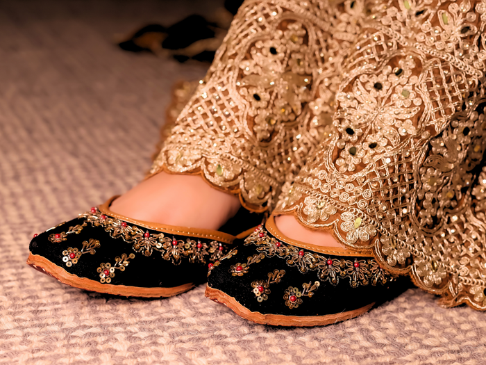 Zehra Black Handcrafted Jutti – Leather & Satin with Zari, Sequin & Bead Embellishment