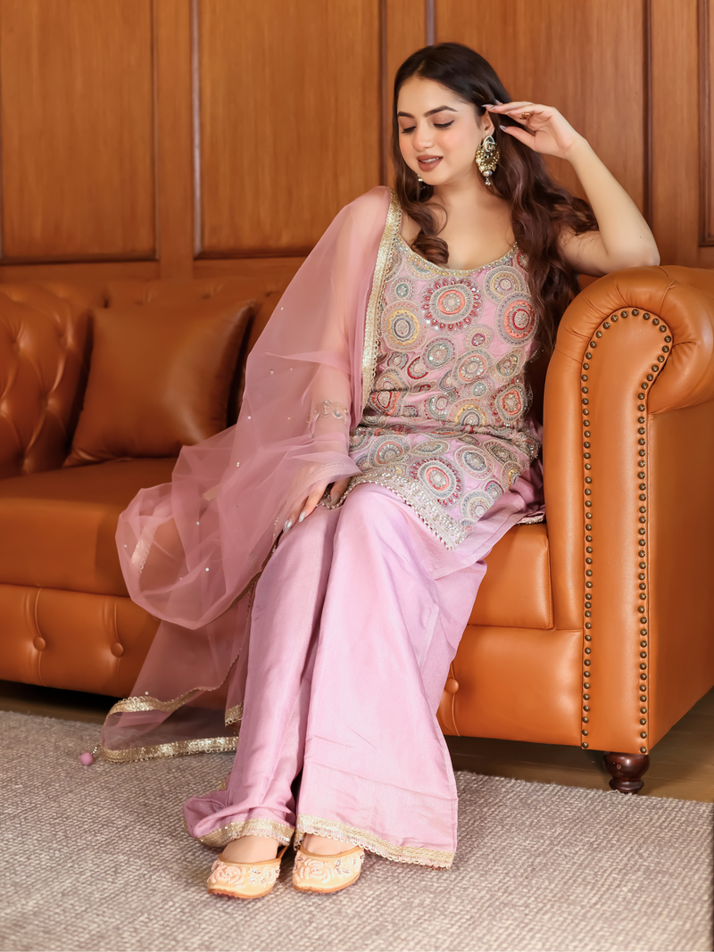 Gulroshan Light Pink Jutti – Handcrafted Leather & Satin with Bead & Stone Embellishments
