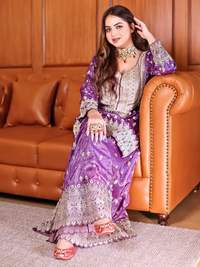 Jugnu Hot Pink Jutti – Handcrafted Leather Jutti with Zari, Beads & Sequin Embellishment