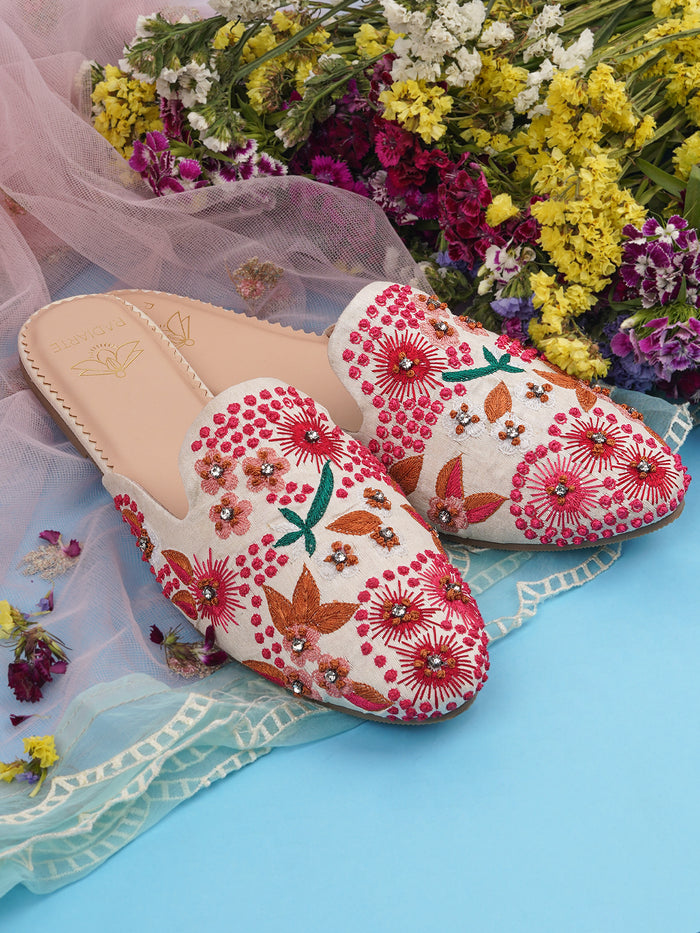 Pinkadoodle Off-White & Pink Silk Mules