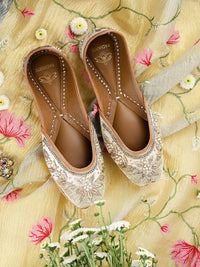 TARA - Golden Handcrafted Wired Work Jutti for Women