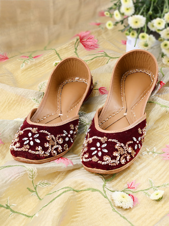 CRIMSON - Mehroon Velvet Jutti with Beads Work