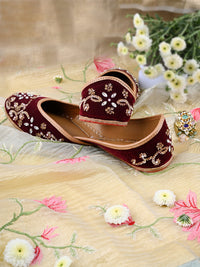 CRIMSON - Mehroon Velvet Jutti with Beads Work